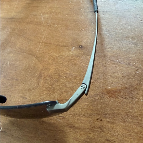 Smith Women’s Sunglasses - Picture 8 of 9